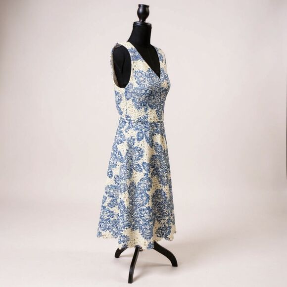 Eva Franco Anthropologie Scallop Star Dress Size 8 Fit & Flare Elegant SZ 10 - Picture 2 of 5